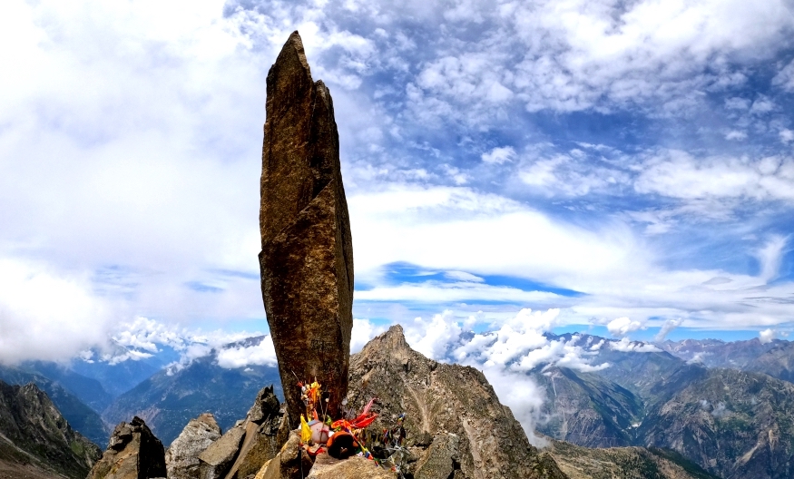 Kinner Kailash main point hill